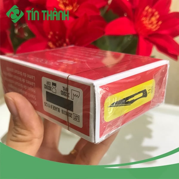 Hộp 100 lưỡi dao mổ Doctor – dao rạch mụn số 11