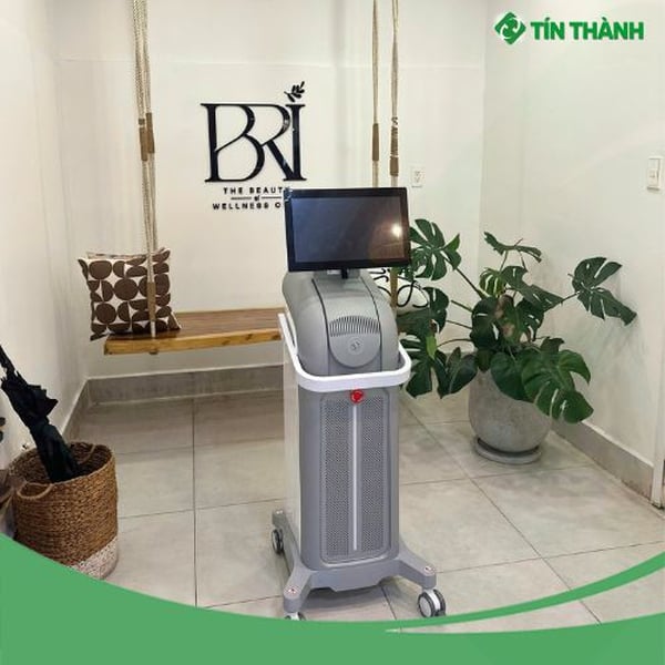 Máy triệt lông laser Focus Light