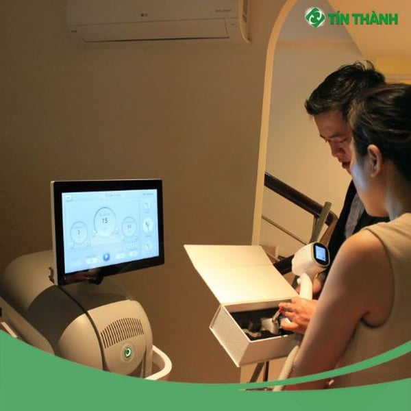 Máy triệt lông laser Focus Light