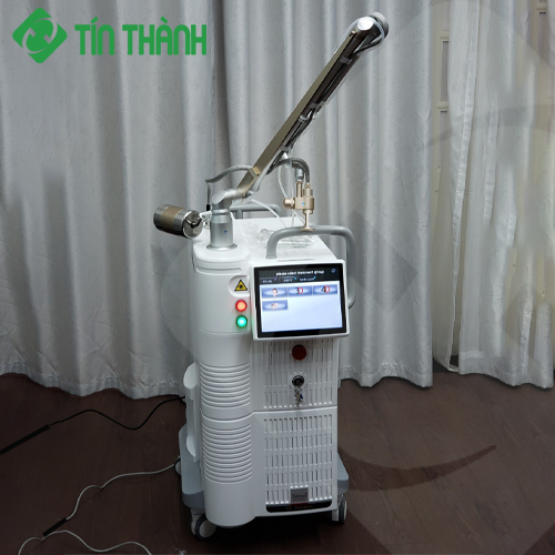 Tín Thành bàn giao Máy laser trẻ hóa âm đạo Fractional Fotona cho Spa Tín Thành bàn giao Máy laser trẻ hóa âm đạo Fractional Fotona cho Spa