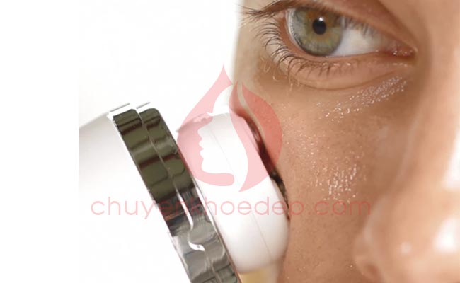 dụng cụ massage mặt