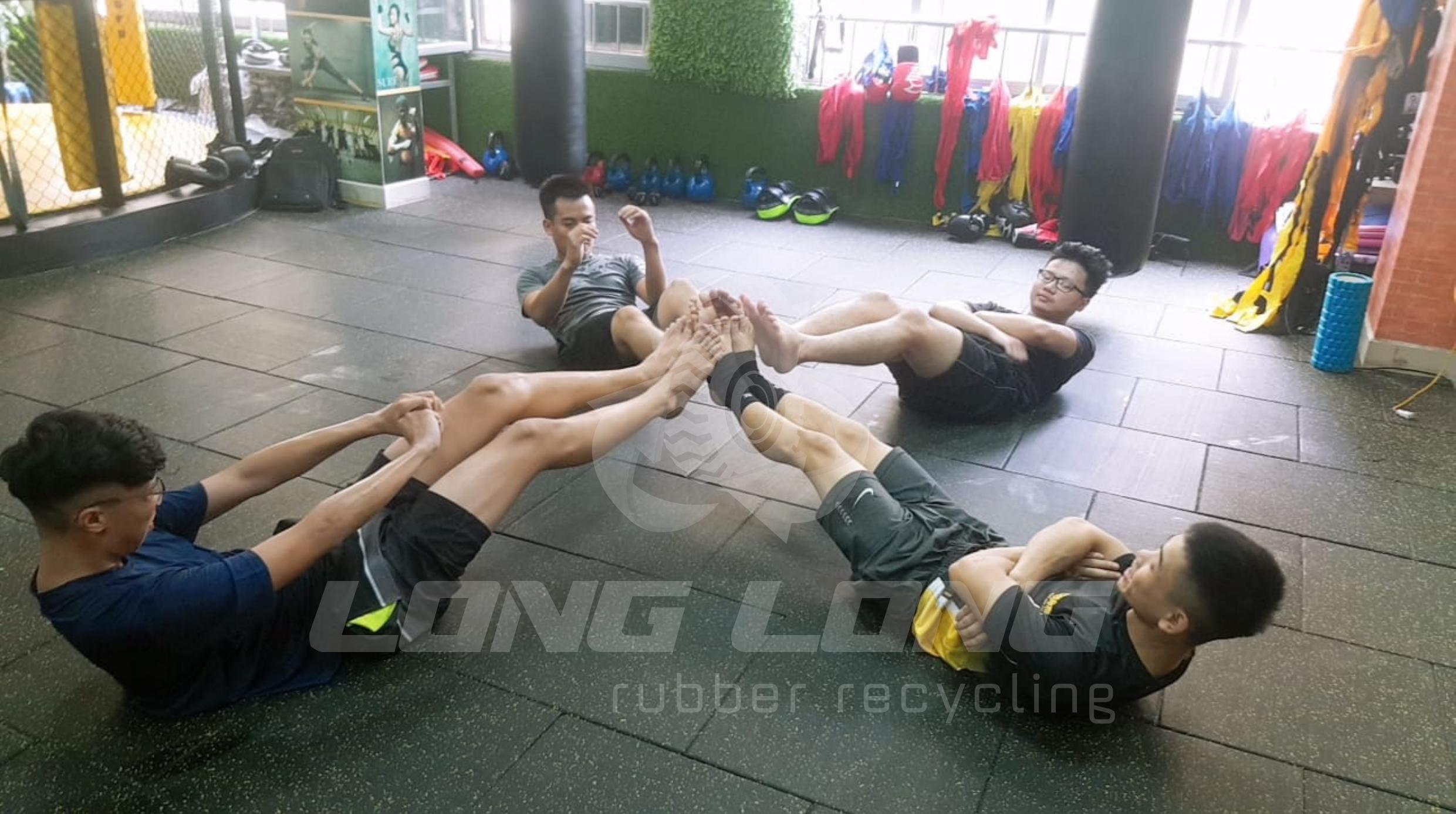 gach-cao-su-phong-gym gach-cao-su-phong-gym