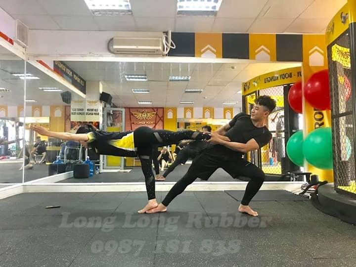 gach-cao-su-phong-gym gach-cao-su-phong-gym