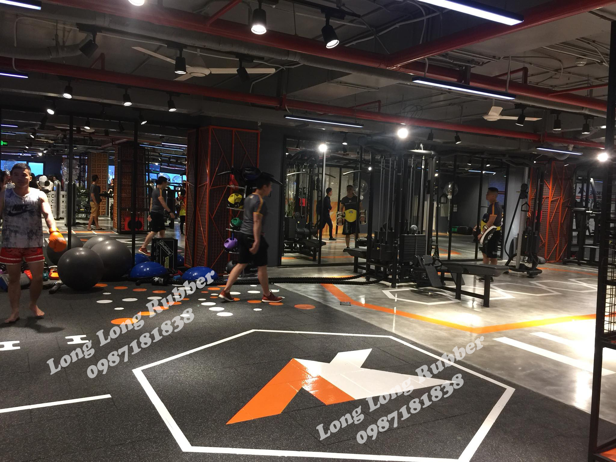 Premium EPDM Grey rubber tile for gym and fitness flooring Premium EPDM Grey rubber tile for gym and fitness flooring