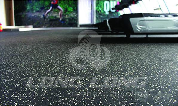 tham-cao-su-trai-san-tai-Ha-Noi