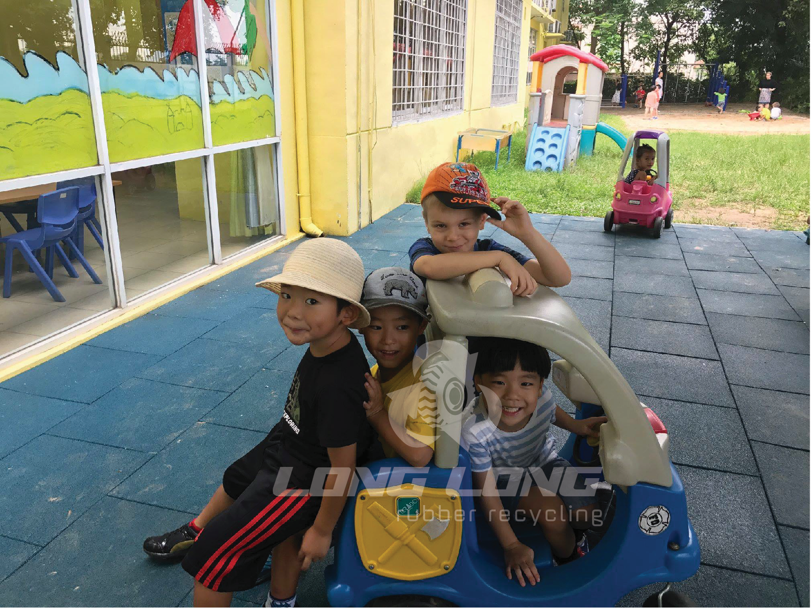 gach cao su mat nham 50mm gach cao su mat nham 50mm