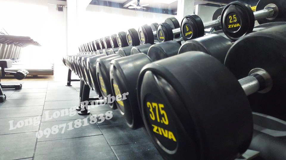 Gạch cao su mặt thảm EPDM 25mm Gạch cao su mặt thảm EPDM 25mm