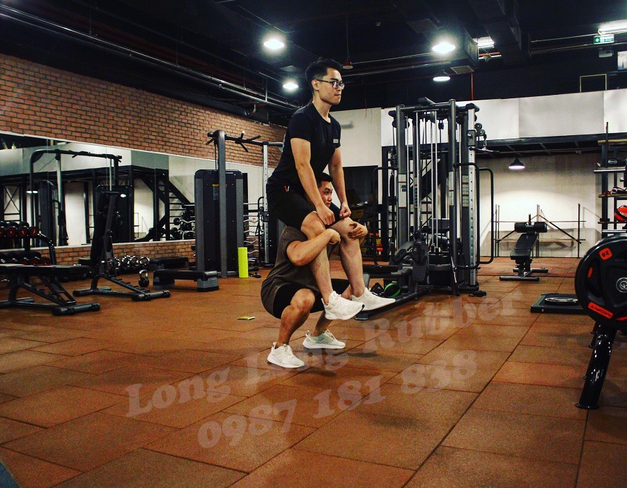 Recycled rubber sports flooring Recycled rubber sports flooring