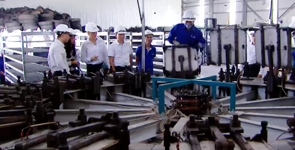 soundproof rubber tile for gym flooring  soundproof rubber tile for gym flooring