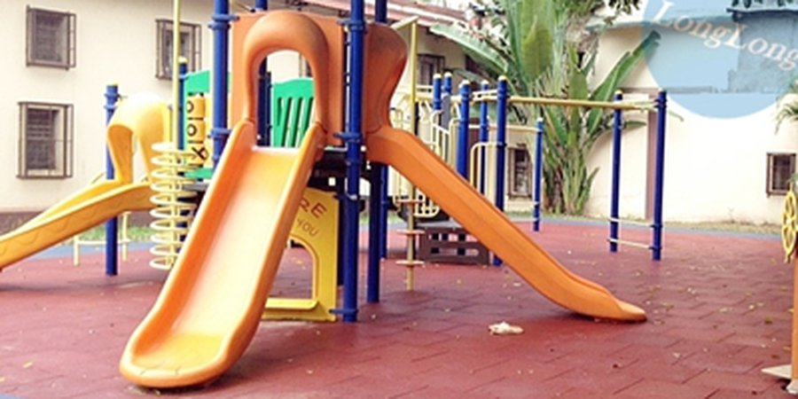 Outdoor Recycled Rubber Flooring For Playgrounds