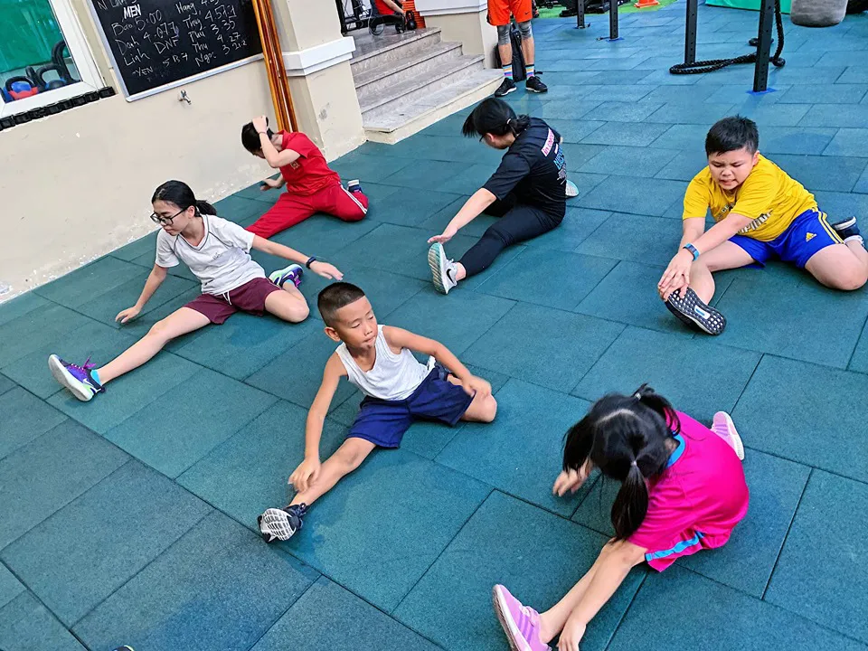 Weightlifting rubber gym floor mats in Cambodia