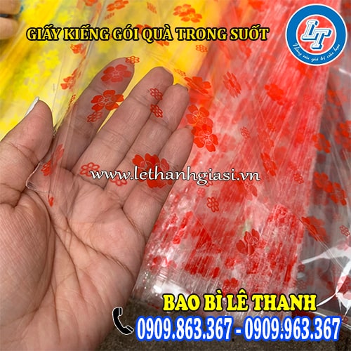 Giấy kiếng gói quà trong suốt chất lượng bền rẻ Giấy kiếng gói quà trong suốt chất lượng bền rẻ