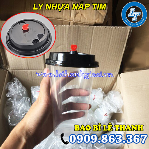 ly nhựa nắp tim có nắp nhựa màu đen ly nhựa nắp tim có nắp nhựa màu đen