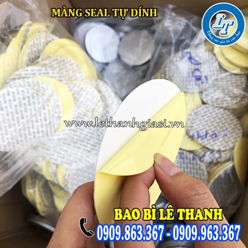 màng seal tự dính màng seal tự dính sử dụng phổ biến ở các hũ nhựa