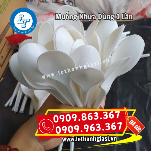 muỗng nhựa trắng cán dài 15cm muỗng nhựa trắng cán dài 15cm