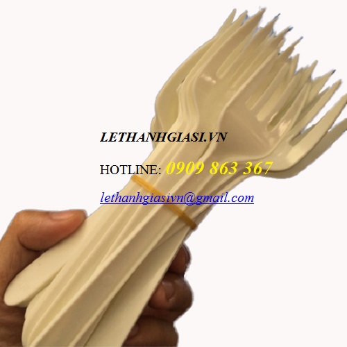 nĩa nhựa ăn bánh nĩa nhựa ăn bánh thiết kế vừa tay