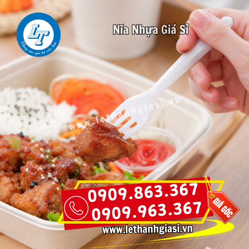 nĩa nhựa dùng ăn cơm tiện dụng nĩa nhựa dùng ăn cơm tiện dụng