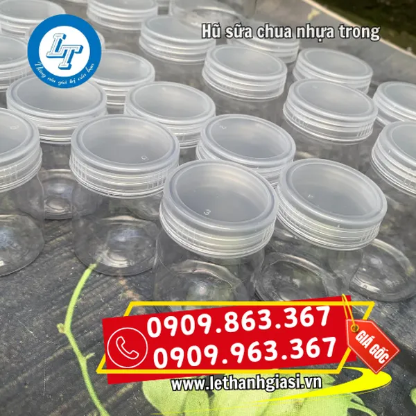 HŨ SỮA CHUA NHỰA TRONG