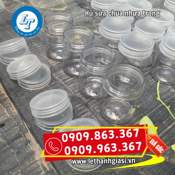 HŨ SỮA CHUA NHỰA TRONG