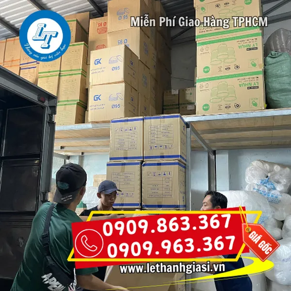 XÔ NHỰA ĐỰNG TRÀ SỮA