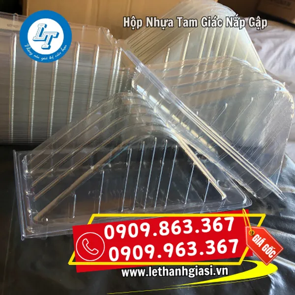 HỘP NHỰA TAM GIÁC GẬP ĐỰNG BÁNH