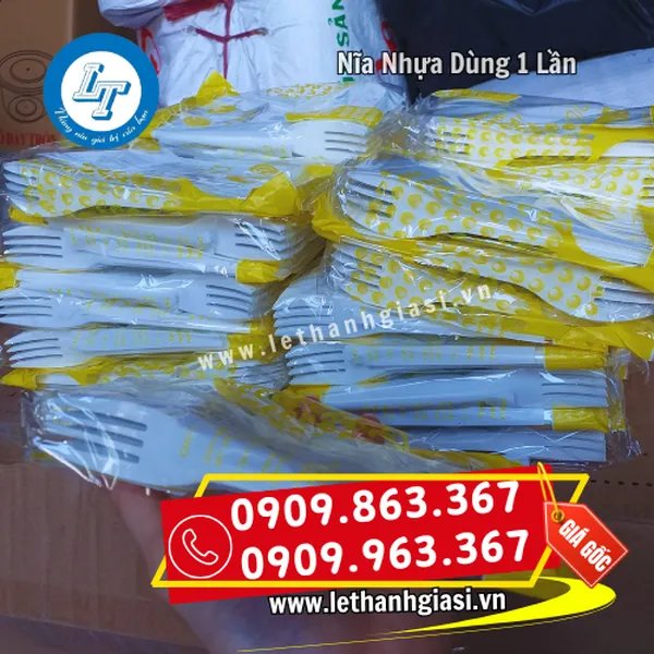 NĨA NHỰA DÙNG 1 LẦN