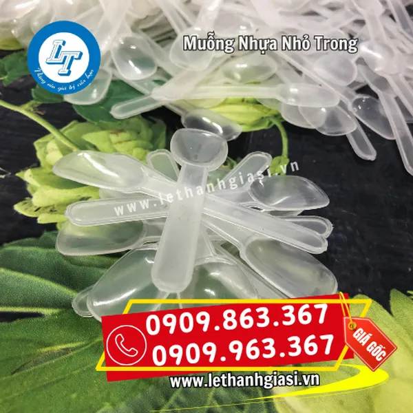 MUỖNG NHỰA NHỎ TRONG SUỐT