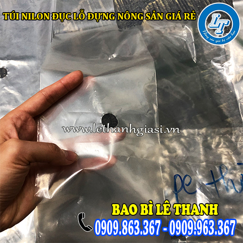 túi nilon thiết kế đục lỗ sẵn trên bao bì túi nilon thiết kế đục lỗ sẵn trên bao bì