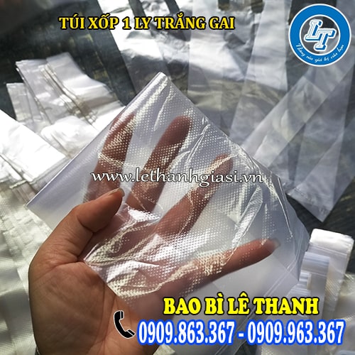 túi xốp 1 ly trắng gai bề mặt có gai nhám li ti túi xốp 1 ly trắng gai bề mặt có gai nhám li ti