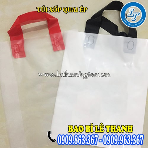 túi xốp quai ép với quai xách màu đỏ đen phổ biến túi xốp quai ép với quai xách màu đỏ đen phổ biến