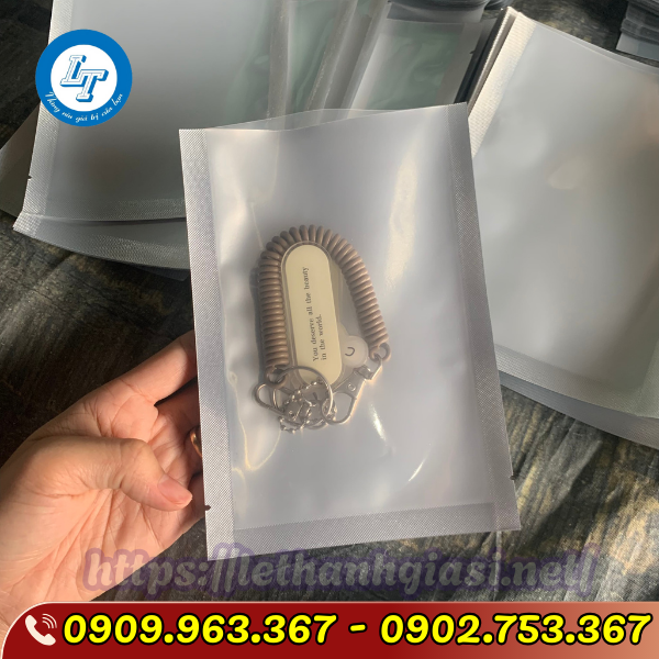 TÚI ZIPPER 1 MẶT BẠC 1 MẶT TRONG TÚI ZIPPER 1 MẶT BẠC 1 MẶT TRONG