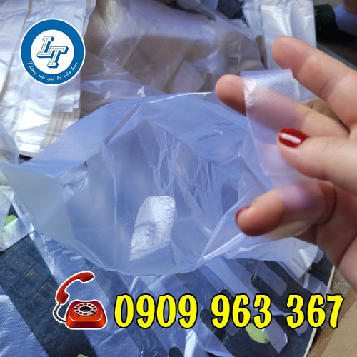BÁN TÚI NI LÔNG ĐỰNG BÁNH MÌ GIÁ RẺ TPHCM túi xốp 2 quai màu trắng