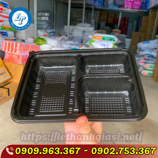 HỘP NHỰA 3 NGĂN ĐẾ ĐEN HỘP NHỰA 3 NGĂN ĐẾ ĐEN