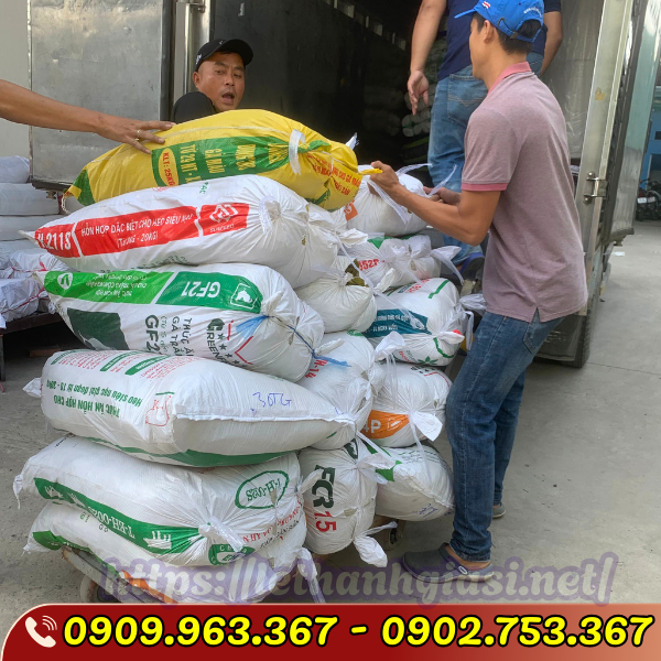 MUA SỈ TÚI ĐỰNG SỮA CHUA DÀI Ở ĐÂU TPHCM đại lý túi xốp lê thanh