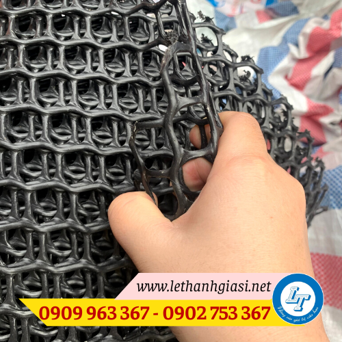 Bán lưới nhựa mắt cáo nhiều màu giá rẻ tại TPHCM lưới nhựa mắt cáo màu đen