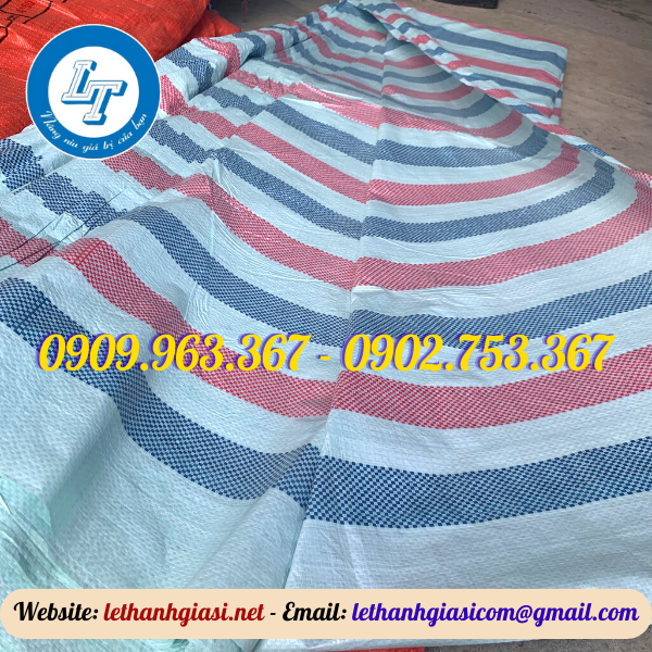 ĐẠI LÝ BẠT CHE CÔNG TRÌNH GIÁ SỈ RẺ TẠI HCM bạt nhựa sọc