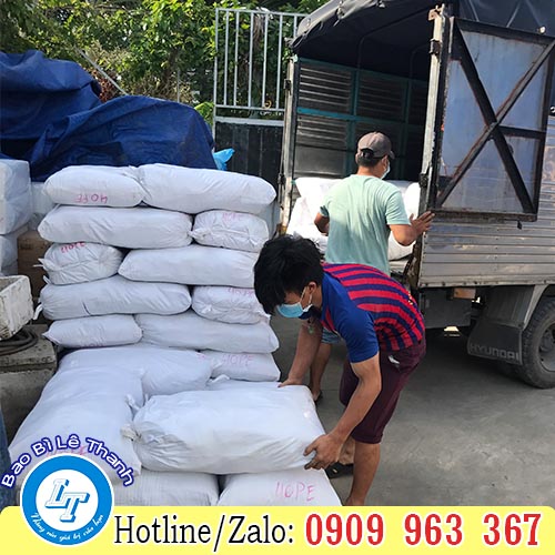 Giá sỉ túi đựng rác đen size cực đại giao hàng túi đựng rác cho khách sỉ