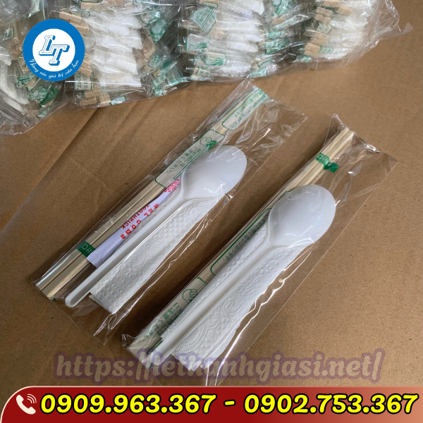 COMBO MUỖNG ĐŨA TĂM GIẤY ĂN GIÁ SỈ COMBO MUỖNG ĐŨA TĂM GIẤY ĂN GIÁ SỈ