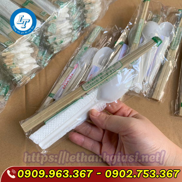 COMBO MUỖNG ĐŨA TĂM GIẤY ĂN GIÁ SỈ COMBO MUỖNG ĐŨA TĂM GIẤY ĂN GIÁ SỈ