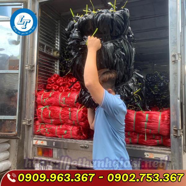 DÂY NILON SỢI NHỎ BÓ 1KG ĐỦ MÀU DÂY NILON SỢI NHỎ BÓ 1KG ĐỦ MÀU