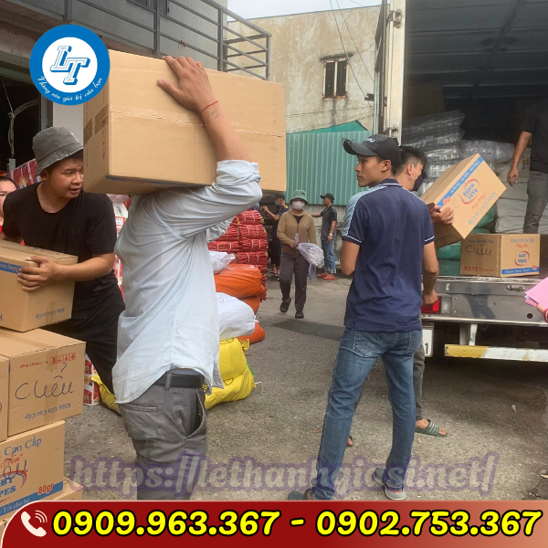 KHĂN LAU ĐA NĂNG ECCO GIÁ SỈ THÙNG 24 GÓI KHĂN LAU ĐA NĂNG ECCO GIÁ SỈ THÙNG 24 GÓI