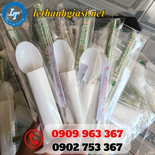 địa chỉ bán sỉ combo muống đũa tăm giấy 4 trong 1 giá cực rẻ địa chỉ bán sỉ combo muống đũa tăm giấy 4 trong 1 giá cực rẻ