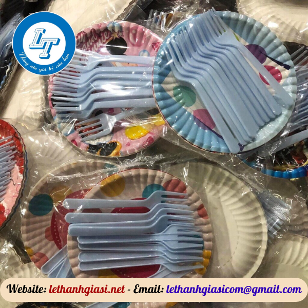 LẤY SỈ DĨA GIẤY ĐỰNG BÁNH SINH NHẬT Ở ĐÂU TPHCM dĩa giấy sinh nhật