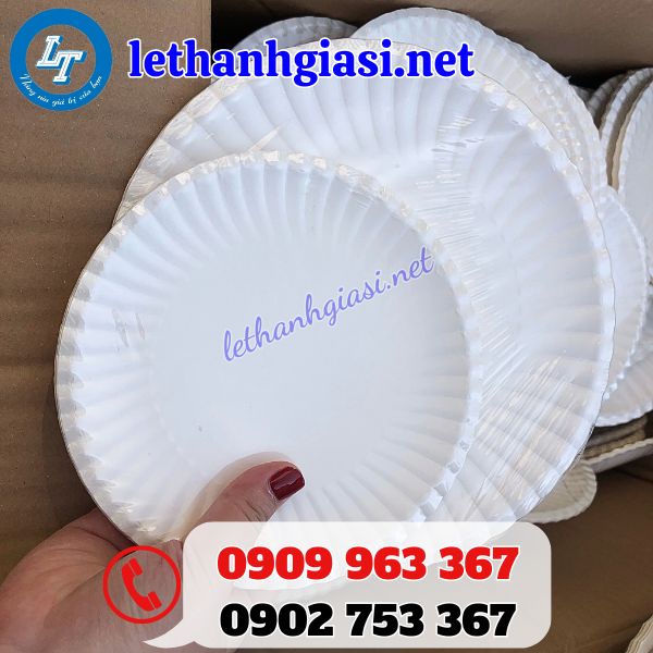 đĩa giấy trắng đựng bánh kem giá rẻ chất lượng