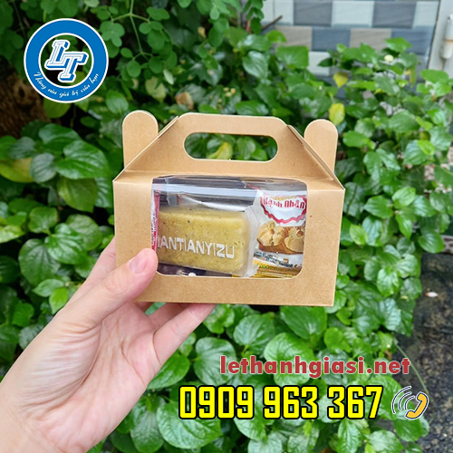 TÌM MUA HỘP ĐỰNG BÁNH BẰNG GIẤY CÓ QUAI Ở ĐÂU GIÁ RẺ hộp giấy đựng bánh có kính