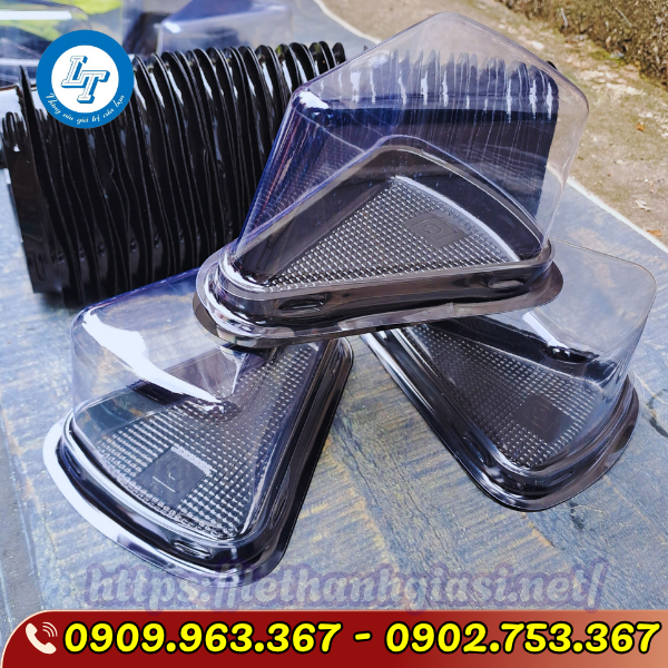 HỘP NHỰA ĐẾ ĐEN NẮP TRONG GIÁ SỈ RẺ hộp nhựa đế đen tam giác