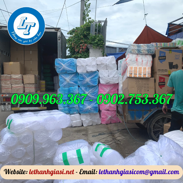 PHÂN PHỐI KHĂN GIẤY VUÔNG CÁC LOẠI GIÁ SỈ TPHCM đại lý khăn giấy các loại lê thanh