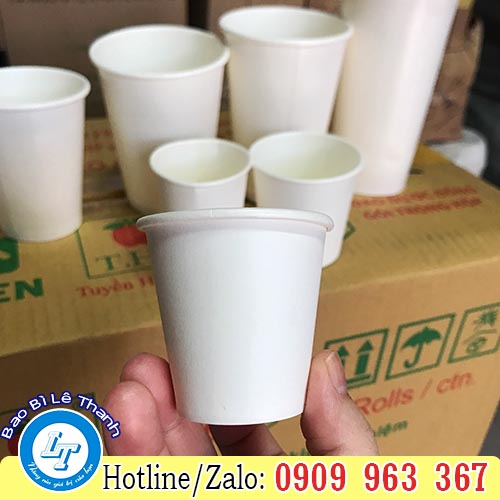 ly giấy dùng 1 lần