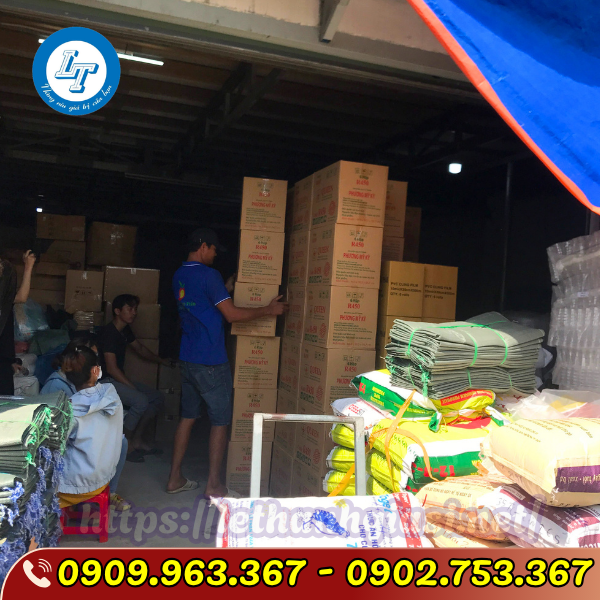 MÀNG BỌC THỰC PHẨM 450 GIÁ SỈ THÙNG 6 HỘP MÀNG BỌC THỰC PHẨM 450 GIÁ SỈ THÙNG 6 HỘP