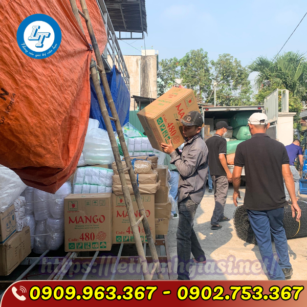 VỈ TRỨNG NHỰA CỨNG 30 QUẢ ĐỦ MÀU GIÁ SỈ VỈ TRỨNG NHỰA CỨNG 30 QUẢ ĐỦ MÀU GIÁ SỈ